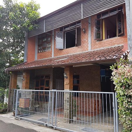 The Brick House Bandung Exterior foto