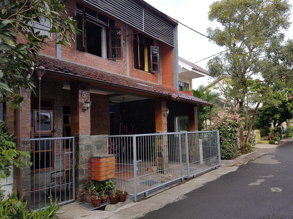 The Brick House Bandung Exterior foto